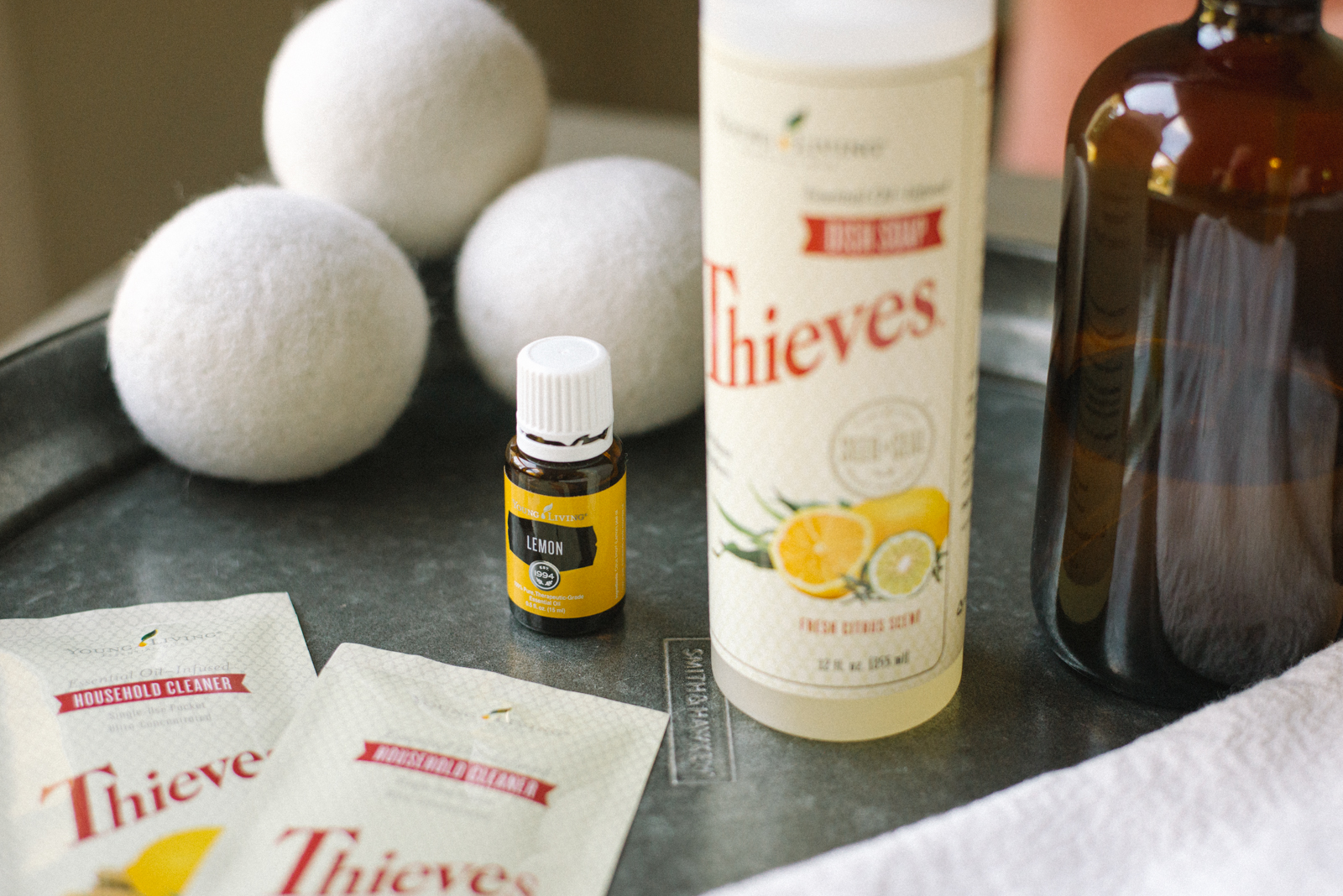 thieves young living natural non-toxic cleaner for quick daily cleaning