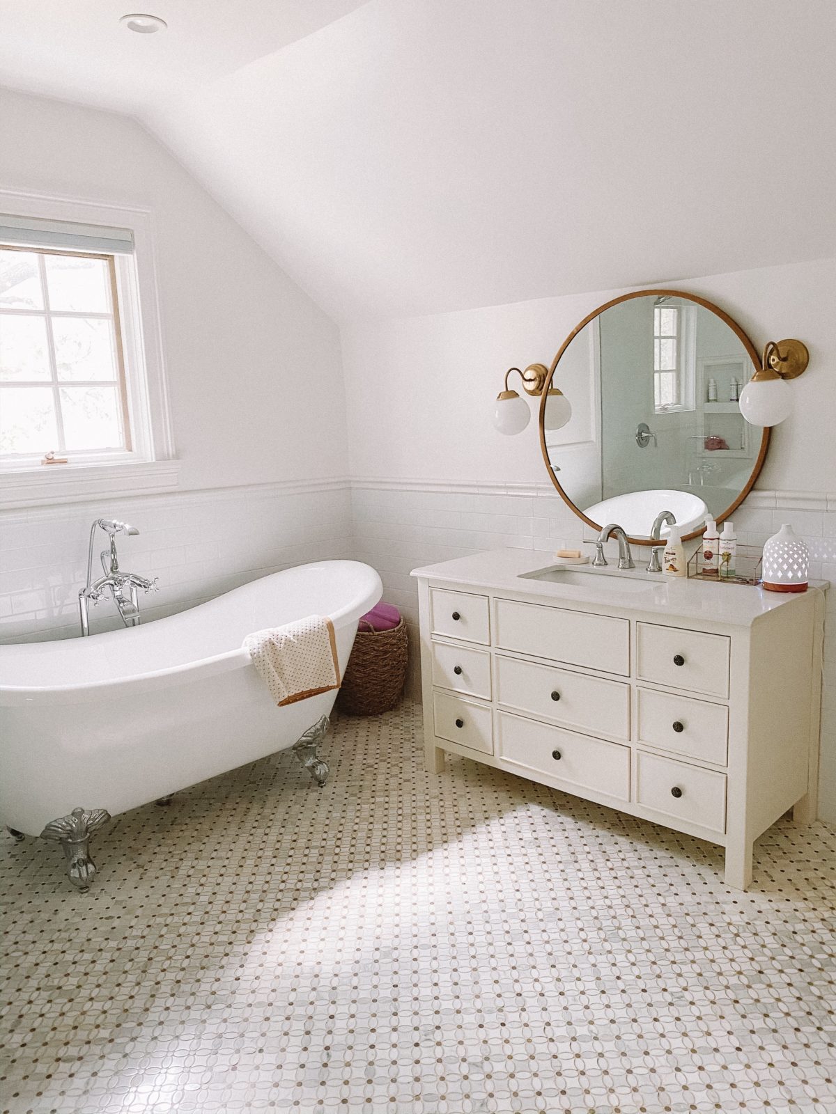 Bathroom Inspo Casey Wiegand of The Wiegands