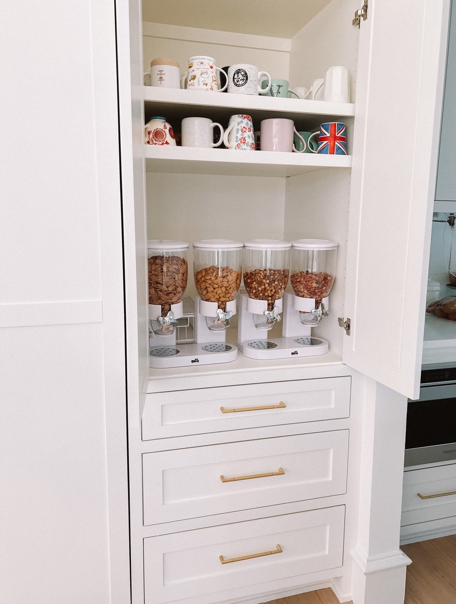 cereal bar in kitchen