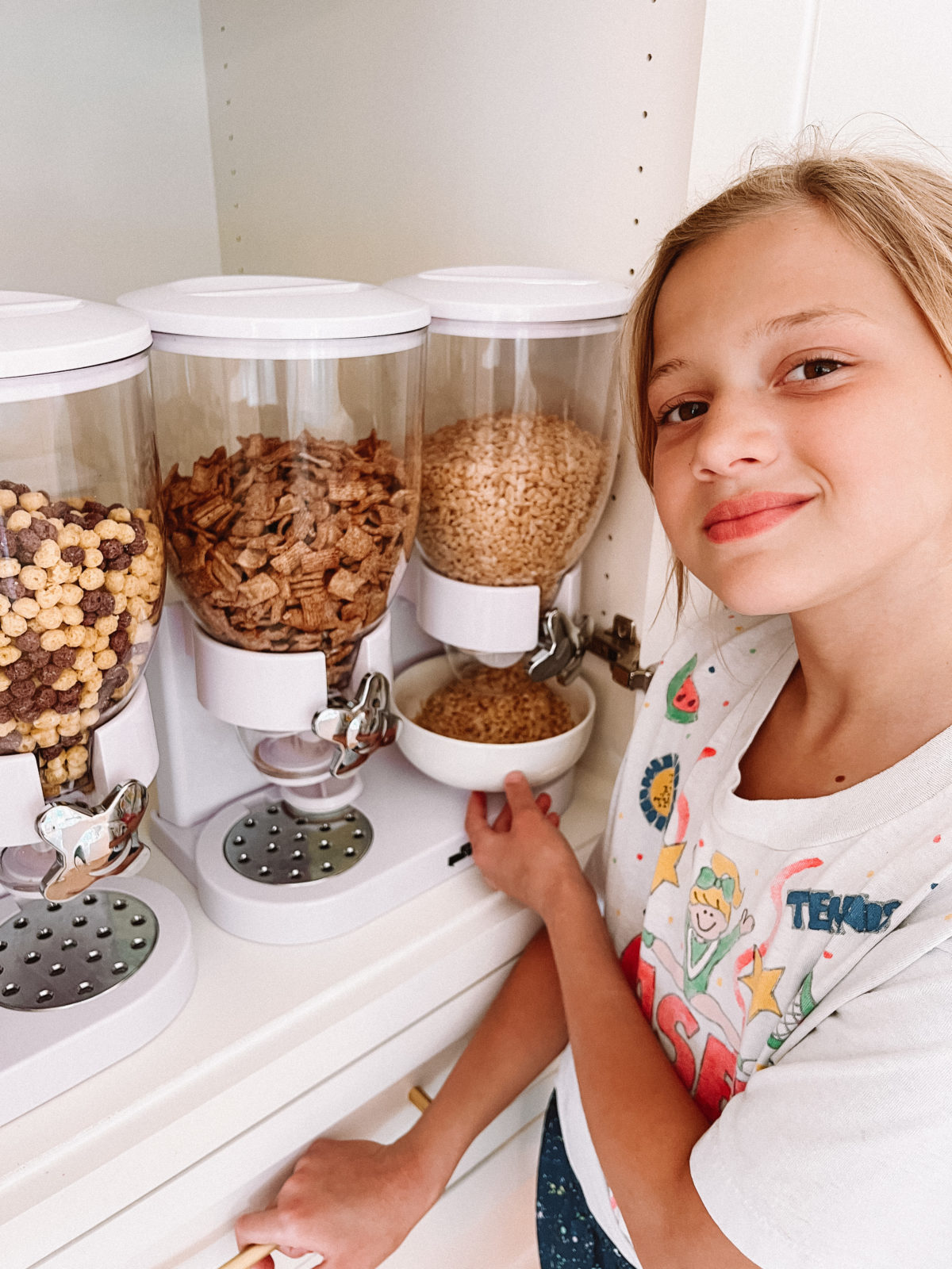 5 Must Haves For Amazing Cereal Bar Decor (and where to find them