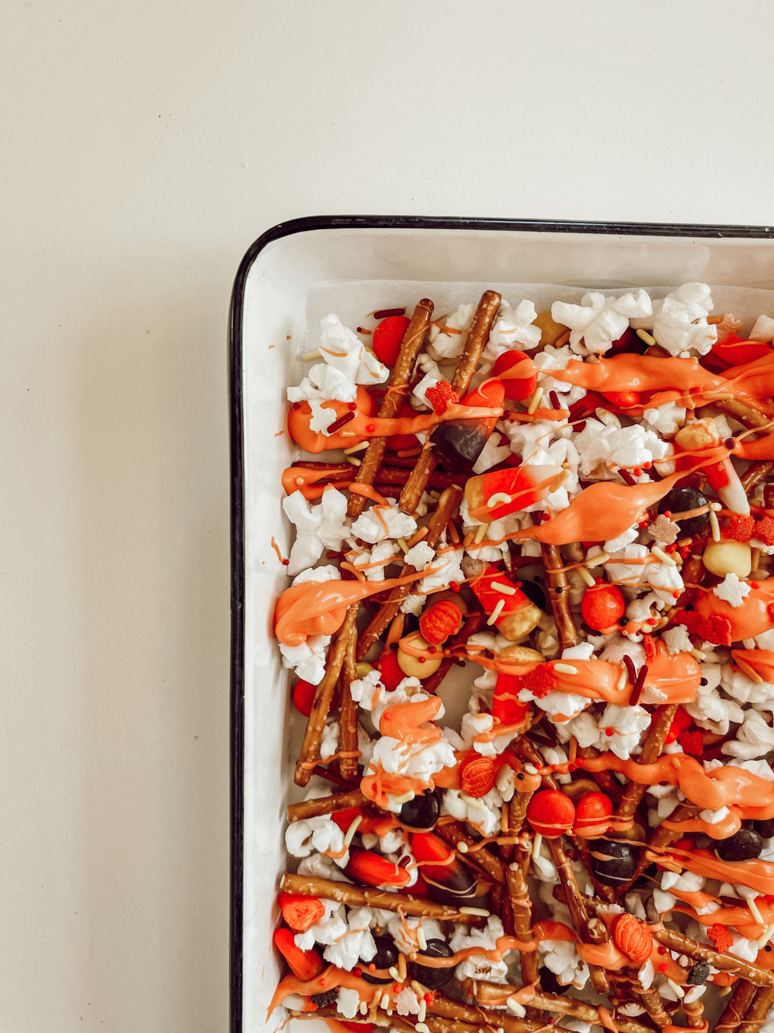 2 Easy Quick Fall Snacks for Kids - Casey Wiegand of The Wiegands
