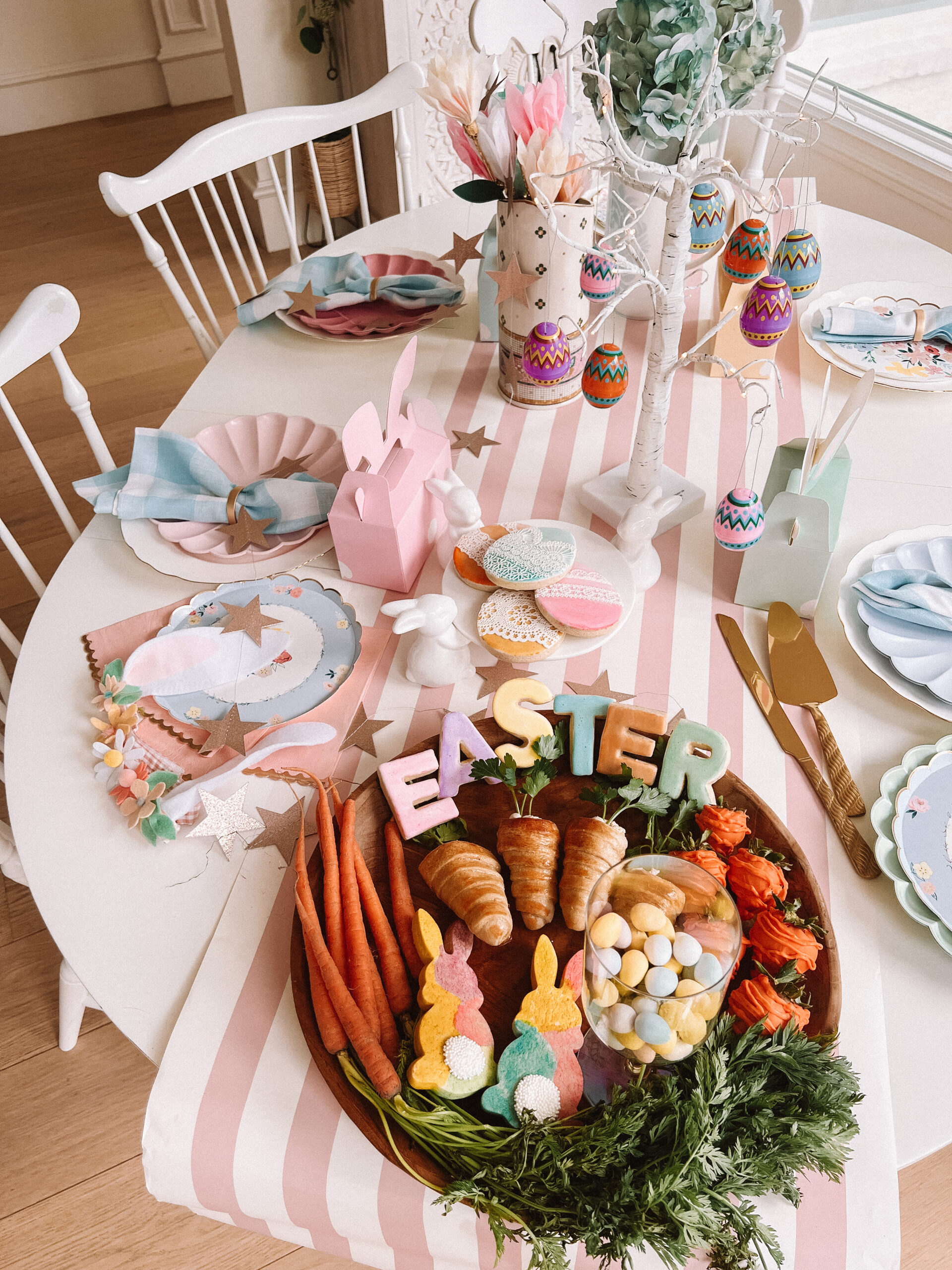 easter tablescapes simple