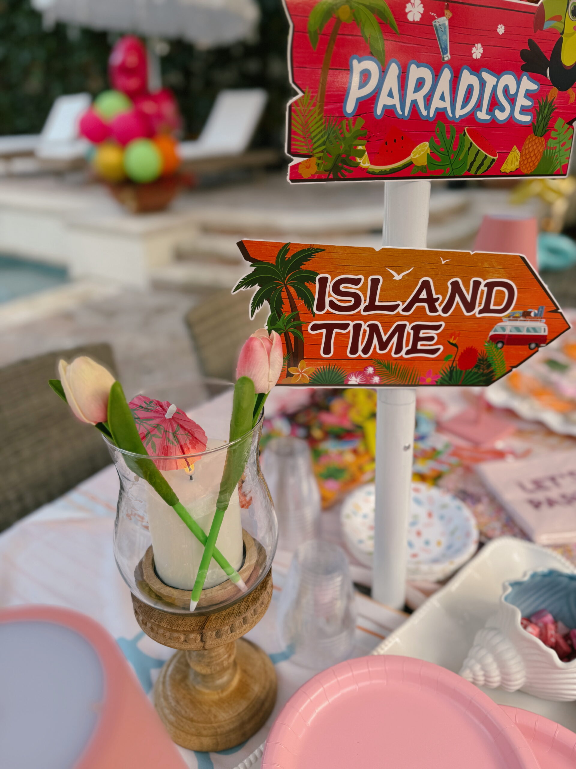 tropical party set up